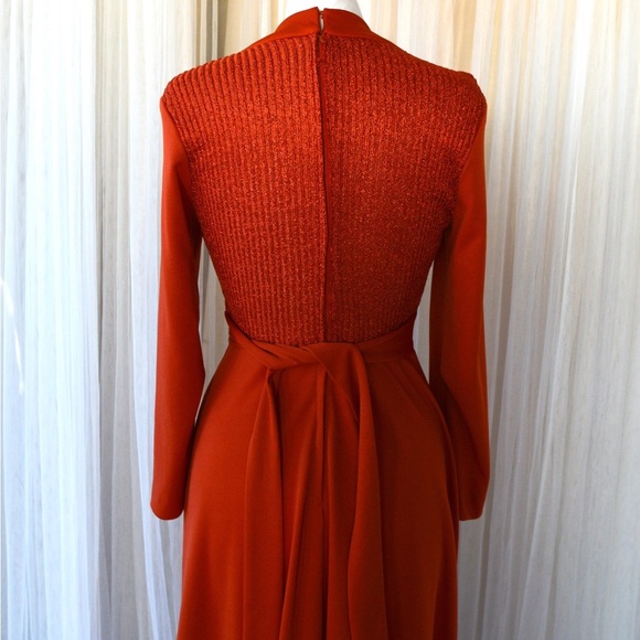 Vintage union made rust Orange Long Sleeve V-Neck Gown for Weddings large - Picture 4 of 14